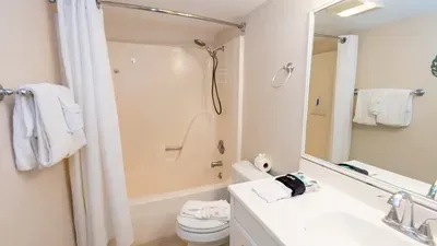 2BR Condo - 2 Pools - Jacuzzi - Steps to Beach SPI - image 134 of 177