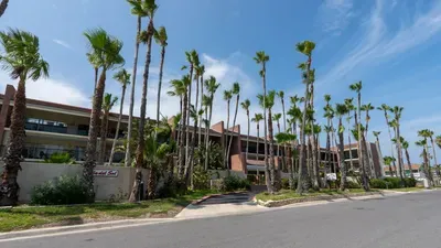 2BR Condo - 2 Pools - Jacuzzi - Steps to Beach SPI - image 17 of 177