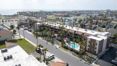 2BR Condo - 2 Pools - Jacuzzi - Steps to Beach SPI - image 167 of 177