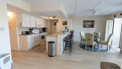 2BR Condo - 2 Pools - Jacuzzi - Steps to Beach SPI - image 63 of 177