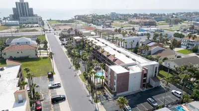 2BR Condo - 2 Pools - Jacuzzi - Steps to Beach SPI - image 166 of 177