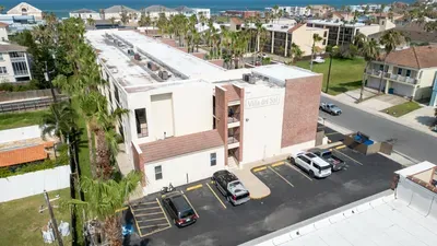 2BR Condo - 2 Pools - Jacuzzi - Steps to Beach SPI - image 161 of 177