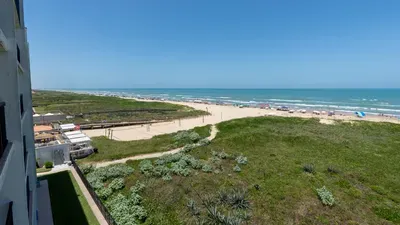 Beachfront 2BR, 5th Floor Views, Wakable SPI - image 122 of 178