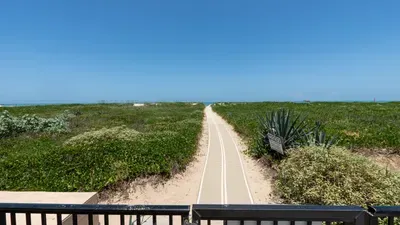 Beachfront 2BR, 5th Floor Views, Wakable SPI - image 150 of 178