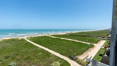 Beachfront 2BR, 5th Floor Views, Wakable SPI - image 116 of 178