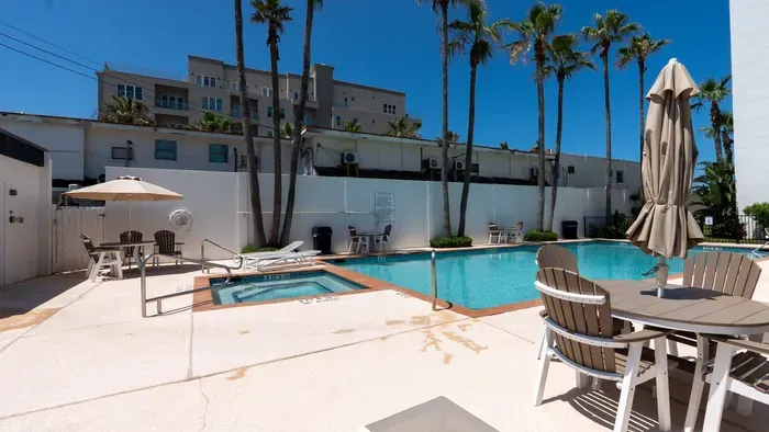 Beachfront 2BR, 5th Floor Views, Wakable SPI - image 2 of 178