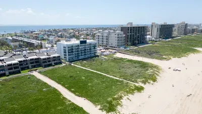 Beachfront 2BR, 5th Floor Views, Wakable SPI - image 168 of 178