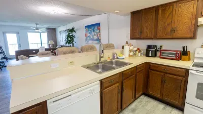 Beachfront 2BR, 5th Floor Views, Wakable SPI - image 28 of 178