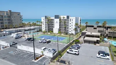 Beachfront 2BR, 5th Floor Views, Wakable SPI - image 153 of 178