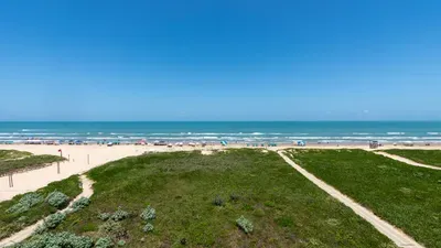 Beachfront 2BR, 5th Floor Views, Wakable SPI - image 119 of 178