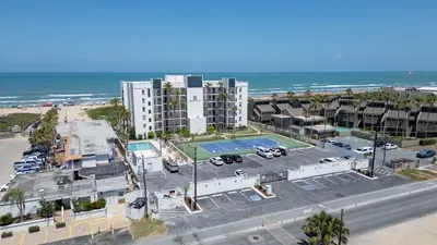 Beachfront 2BR, 5th Floor Views, Wakable SPI - image 151 of 178