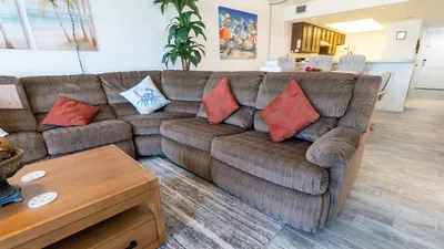 Beachfront 2BR, 5th Floor Views, Wakable SPI - image 73 of 178