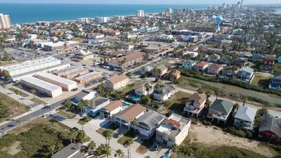 Sunset Bay Views-Private 3 Levels-Rooftop Deck - image 87 of 89