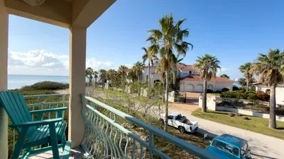 Sunset Bay Views-Private 3 Levels-Rooftop Deck - image 70 of 89