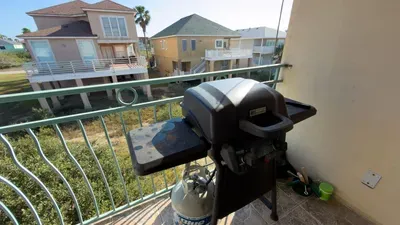 Sunset Bay Views-Private 3 Levels-Rooftop Deck - image 66 of 89