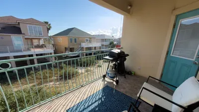 Sunset Bay Views-Private 3 Levels-Rooftop Deck - image 67 of 89