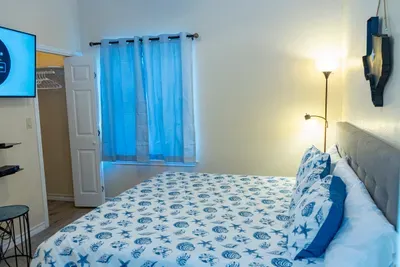 *Clean Pool Walk to Beach * Pet Ok *Ground Floor - image 29 of 66