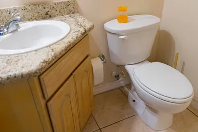 *Clean Pool Walk to Beach * Pet Ok *Ground Floor - image 26 of 66