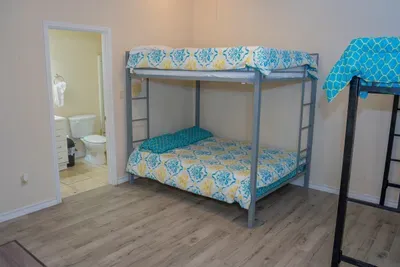 *Clean Pool Walk to Beach * Pet Ok *Ground Floor - image 37 of 66