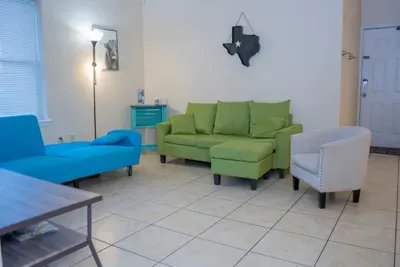 *Clean Pool Walk to Beach * Pet Ok *Ground Floor - image 36 of 66