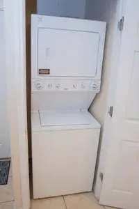 *Clean Pool Walk to Beach * Pet Ok *Ground Floor - image 18 of 66