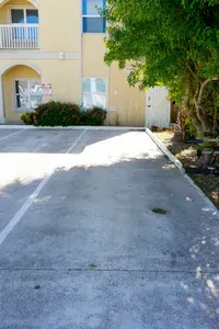 *Clean Pool Walk to Beach * Pet Ok *Ground Floor - image 20 of 66
