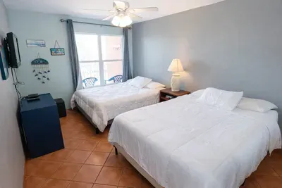 1BR SpaceX Views, Olympic Pool, Beach Access SPI - image 7 of 93