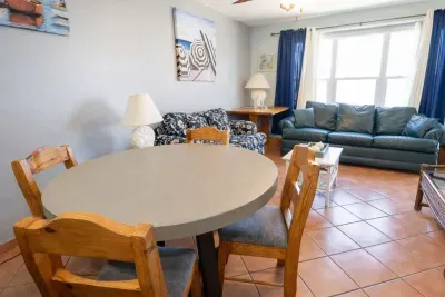 1BR SpaceX Views, Olympic Pool, Beach Access SPI - image 4 of 93