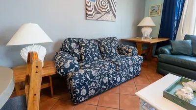 1BR SpaceX Views, Olympic Pool, Beach Access SPI - image 43 of 93