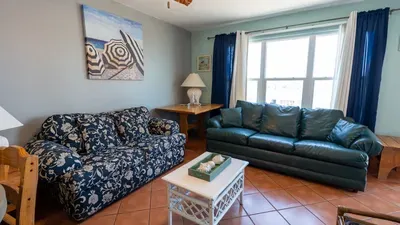 1BR SpaceX Views, Olympic Pool, Beach Access SPI - image 44 of 93