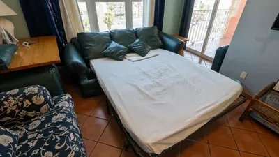 1BR SpaceX Views, Olympic Pool, Beach Access SPI - image 51 of 93
