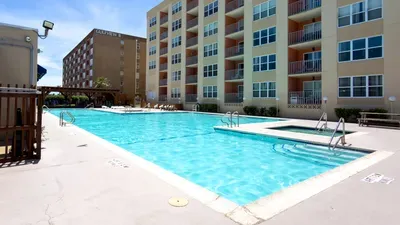 1BR SpaceX Views, Olympic Pool, Beach Access SPI - image 79 of 93
