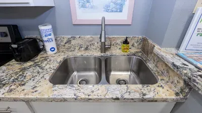 1BR SpaceX Views, Olympic Pool, Beach Access SPI - image 30 of 93