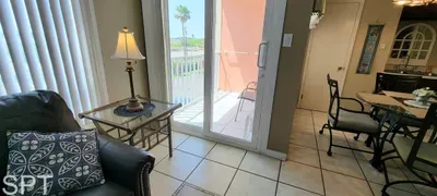 Great Pool " Beach Access " Small Family Perfect - image 25 of 61