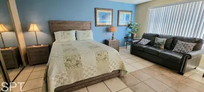 Great Pool " Beach Access " Small Family Perfect - image 15 of 61