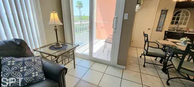 Great Pool " Beach Access " Small Family Perfect - image 26 of 61
