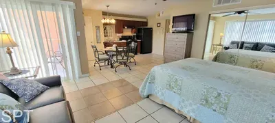 Great Pool " Beach Access " Small Family Perfect - image 35 of 61