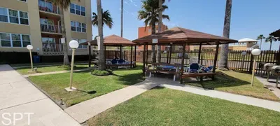 Great Pool " Beach Access " Small Family Perfect - image 46 of 61