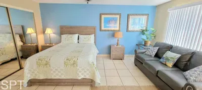 Great Pool " Beach Access " Small Family Perfect - image 30 of 61