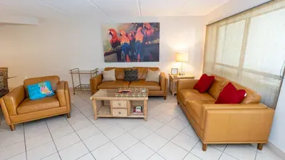 Direct Beachfront 3BR - 3 Pools & 3 Jacuzzis - image 44 of 194