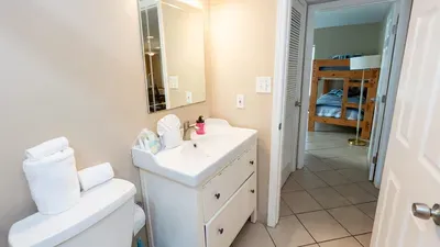 Direct Beachfront 3BR - 3 Pools & 3 Jacuzzis - image 96 of 194