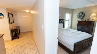 Direct Beachfront 3BR - 3 Pools & 3 Jacuzzis - image 70 of 194