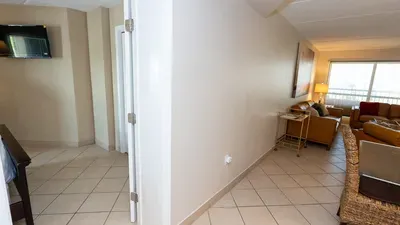 Direct Beachfront 3BR - 3 Pools & 3 Jacuzzis - image 69 of 194