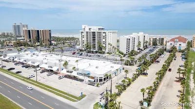 Direct Beachfront 3BR - 3 Pools & 3 Jacuzzis - image 164 of 194
