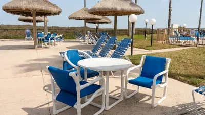 Direct Beachfront 3BR - 3 Pools & 3 Jacuzzis - image 142 of 194