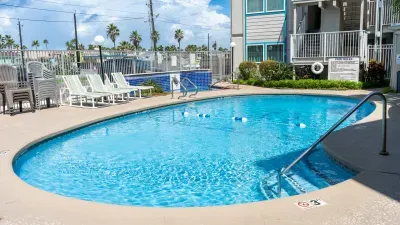 Beachfront Larger Corner Unit | Balcony | Pool - image 13 of 65