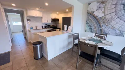 Beachfront Larger Corner Unit | Balcony | Pool - image 19 of 65