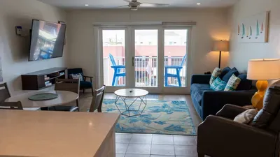 Beachfront Larger Corner Unit | Balcony | Pool - image 12 of 65