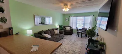 * BBQ Pits *Private Beach Access * Pool & Hot Tub - image 17 of 76