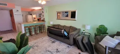 * BBQ Pits *Private Beach Access * Pool & Hot Tub - image 37 of 76